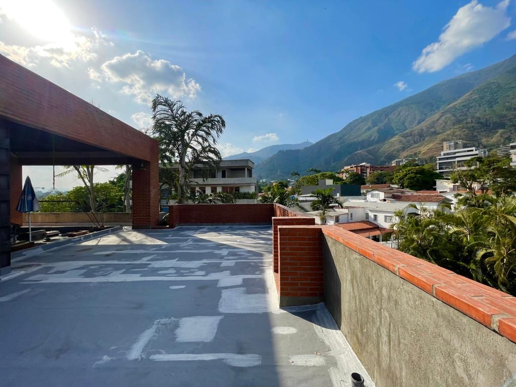 Apartamento en venta de 5 hab. y 694 m² en Altamira, Caracas