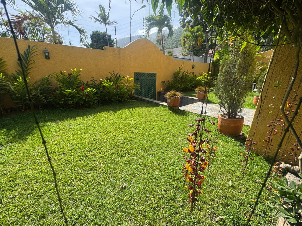 Casa en venta de 4 hab. y 544 m² en Altamira, Caracas