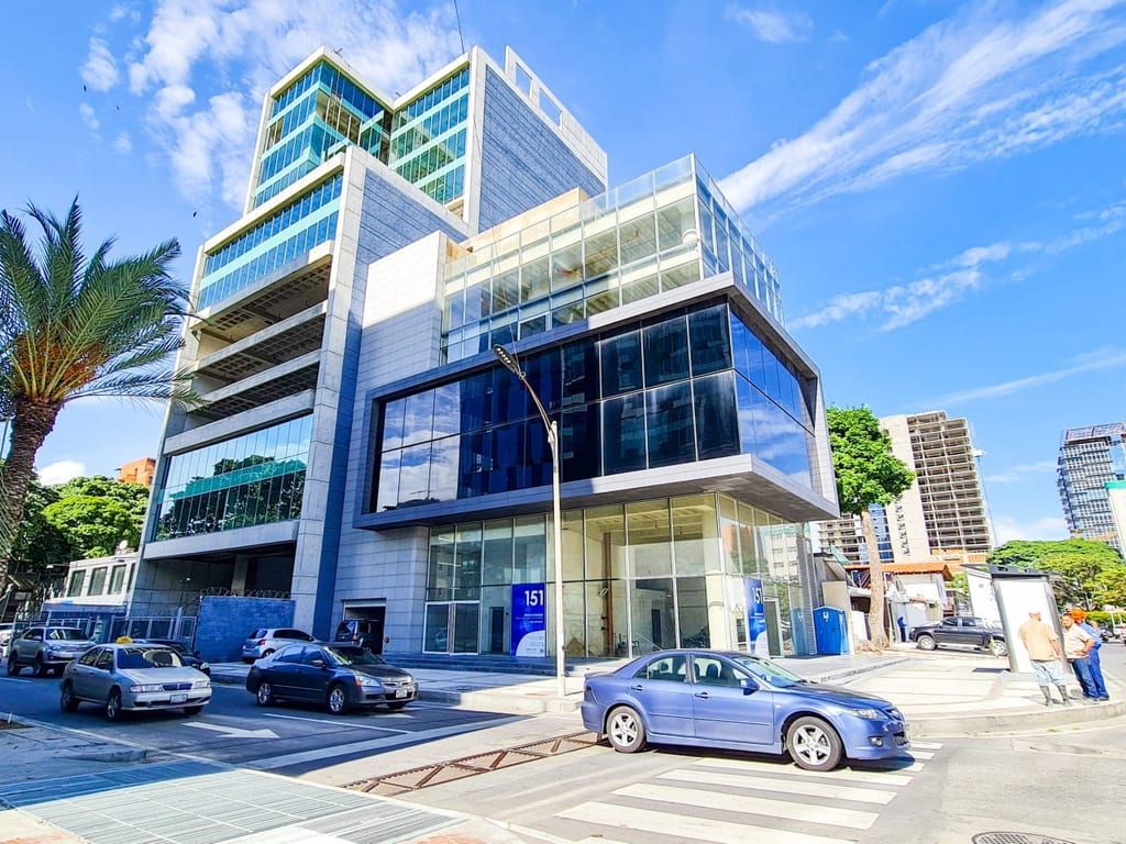 Edificio en venta de 3.509 m² en Las Mercedes, Caracas