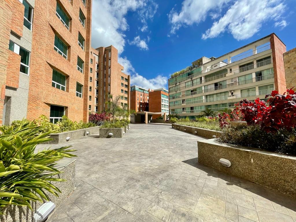 Apartamento en venta de 3 hab. y 530 m² en El Solar de El Hatillo, Caracas
