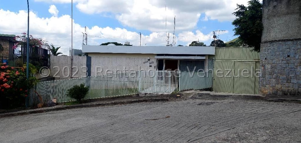 Casa en venta de 6 hab. y 878 m² en Alta Florida, Caracas