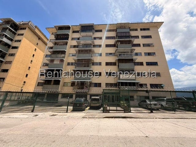 Apartamento en venta de 2 hab. y 61 m² en Santa Mónica, Caracas