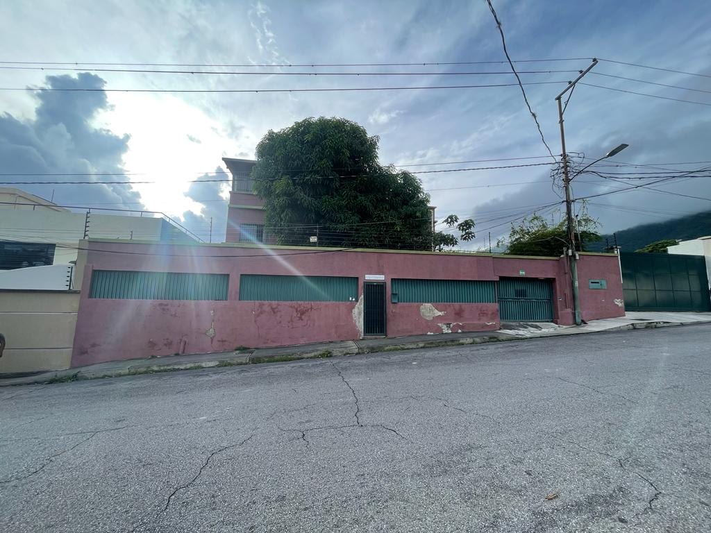 Casa en venta de 489 m² en Los Palos Grandes, Caracas