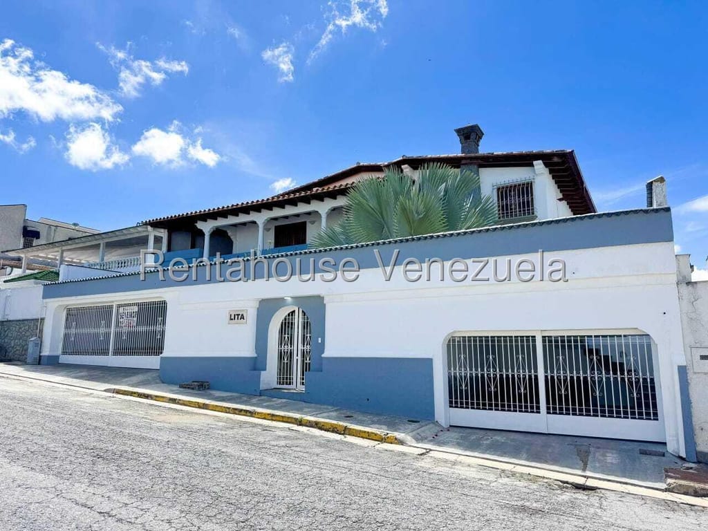 Casa en venta de 5 hab. y 529 m² en Los Naranjos del Cafetal, Caracas