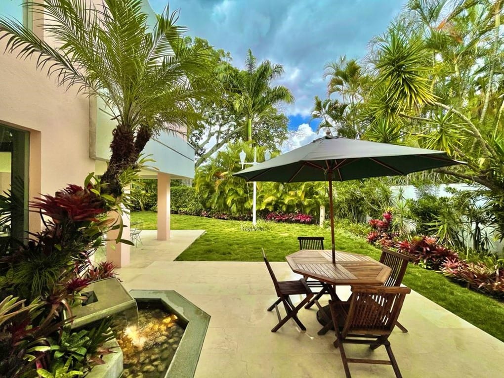 Casa en venta de 3 hab. y 550 m² en Los Chorros, Caracas · Ref. CV5978