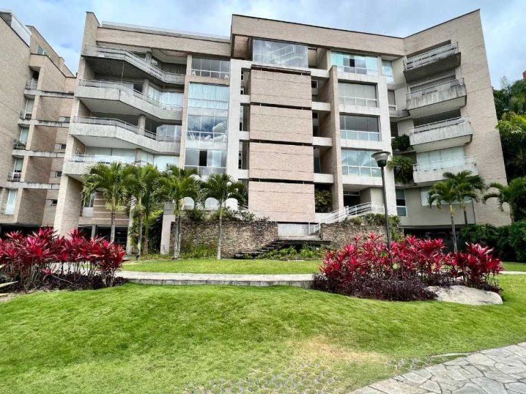 Apartamento en venta de 7 hab. y 650 m² en Los Palos Grandes, Caracas · Ref. CV5982