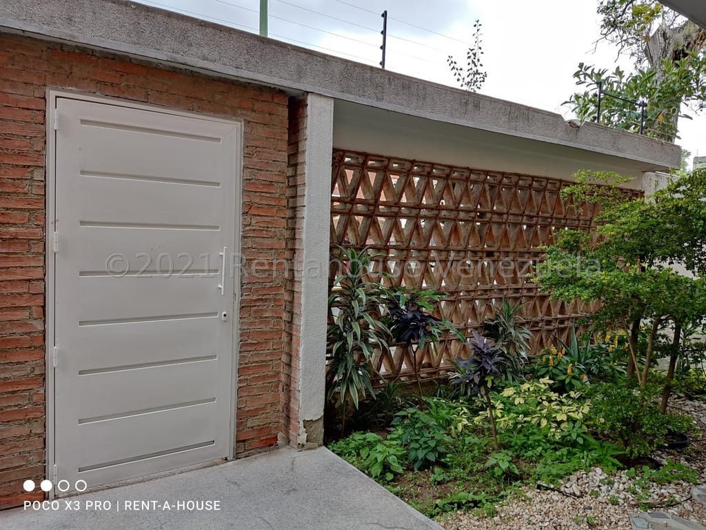 Casa en venta de 10 hab. y 770 m² en Campo Claro, Caracas · Ref. CV6879
