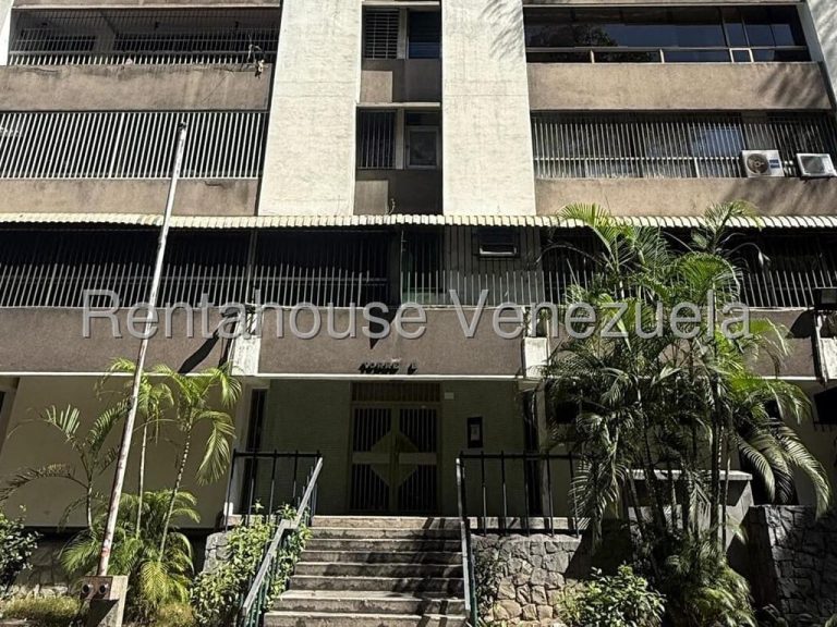 Apartamento con 3 habitaciones y 3 baños en El Marqués, Caracas