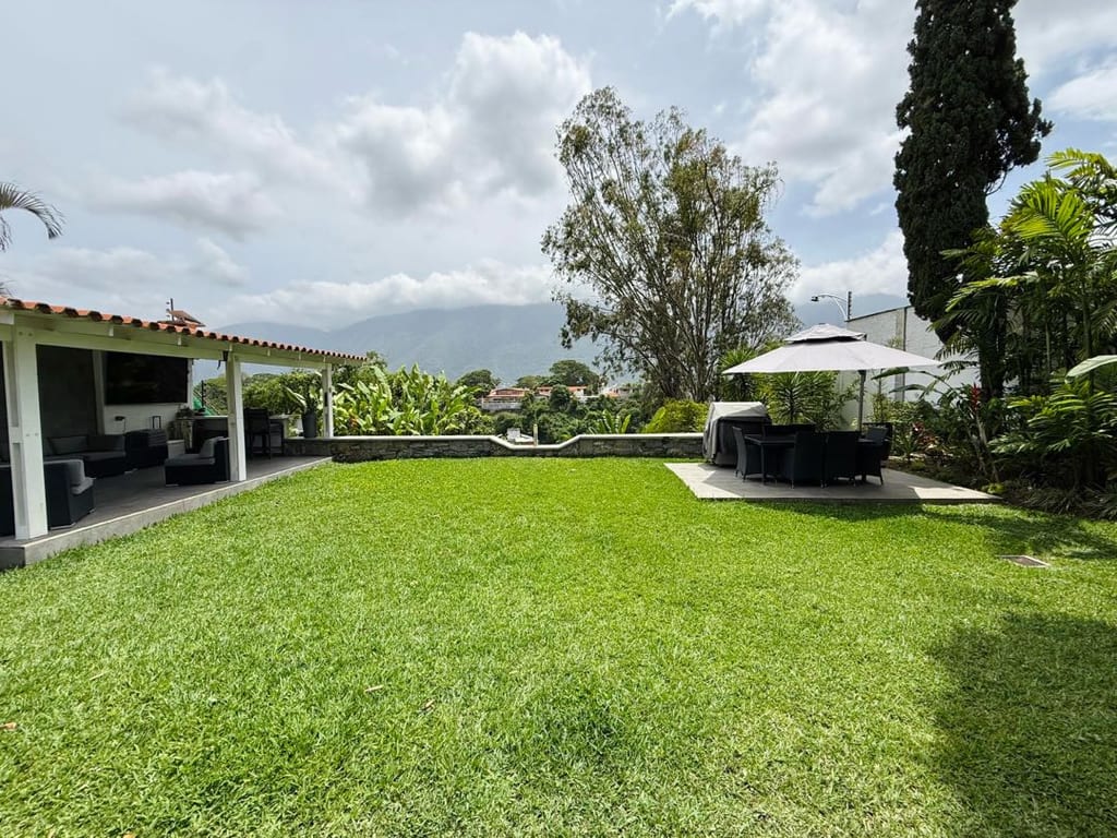 Casa en venta de 5 hab. y 430 m² en Caurimare, Caracas