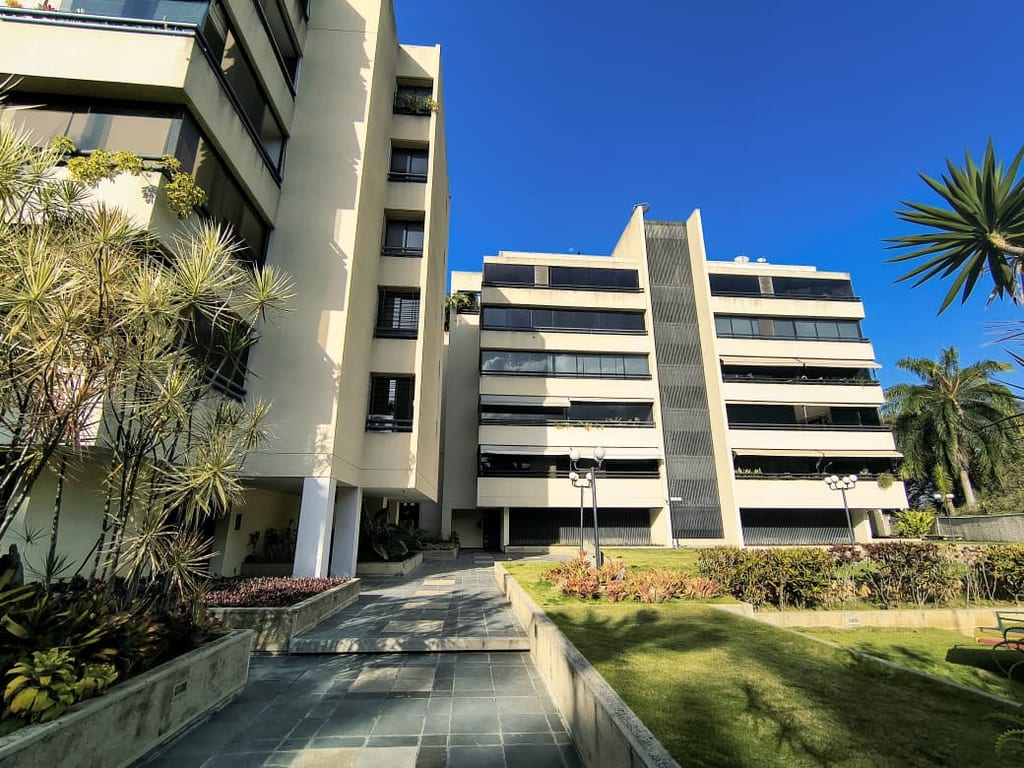Apartamento en alquiler de 3 hab. y 241 m² en La Castellana, Caracas