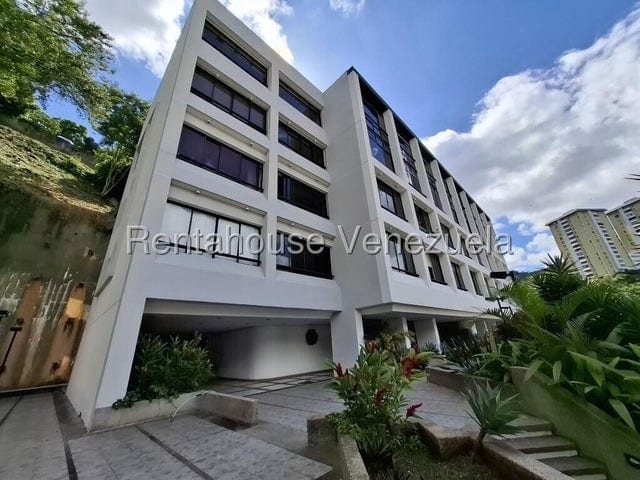 Apartamento en alquiler de 2 hab. y 77 m² en Colinas de Bello Monte, Caracas