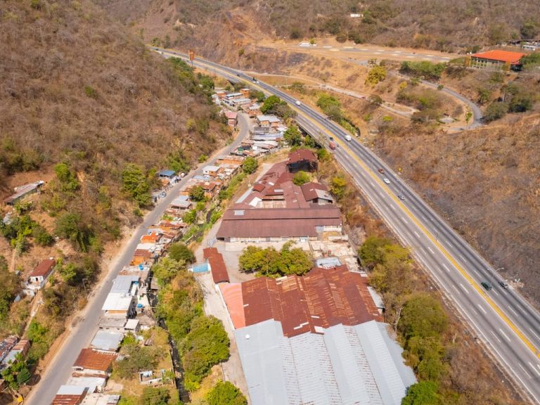Galpón en venta de 6.000 m² en Guarenas, Guarenas
