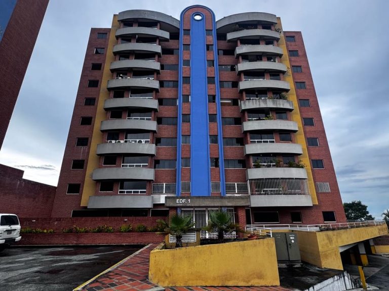 Apartamento en venta de 2 hab. y 90 m² en La Unión, Caracas