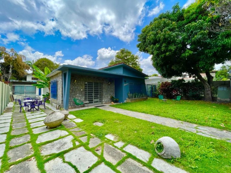 Casa de 300 m² con 5 habitaciones en La Floresta, Caracas