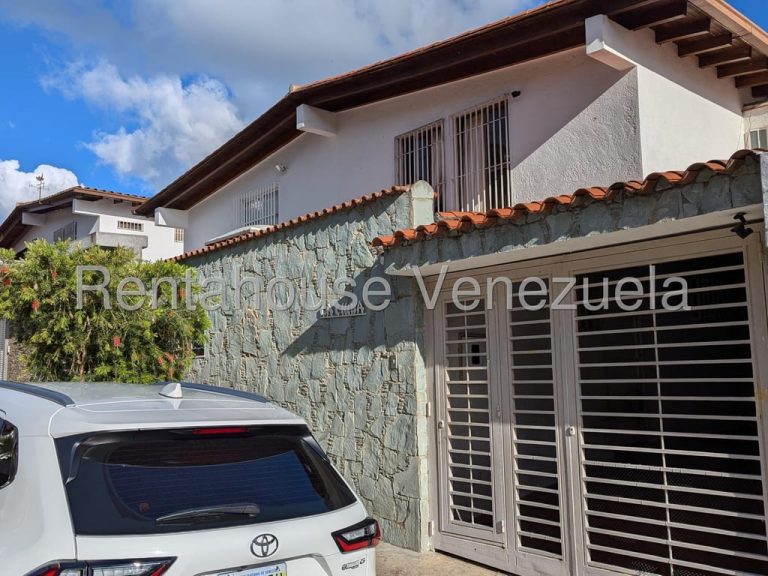 Casa de 330 m² con 4 habitaciones en Los Naranjos del Cafetal, Caracas
