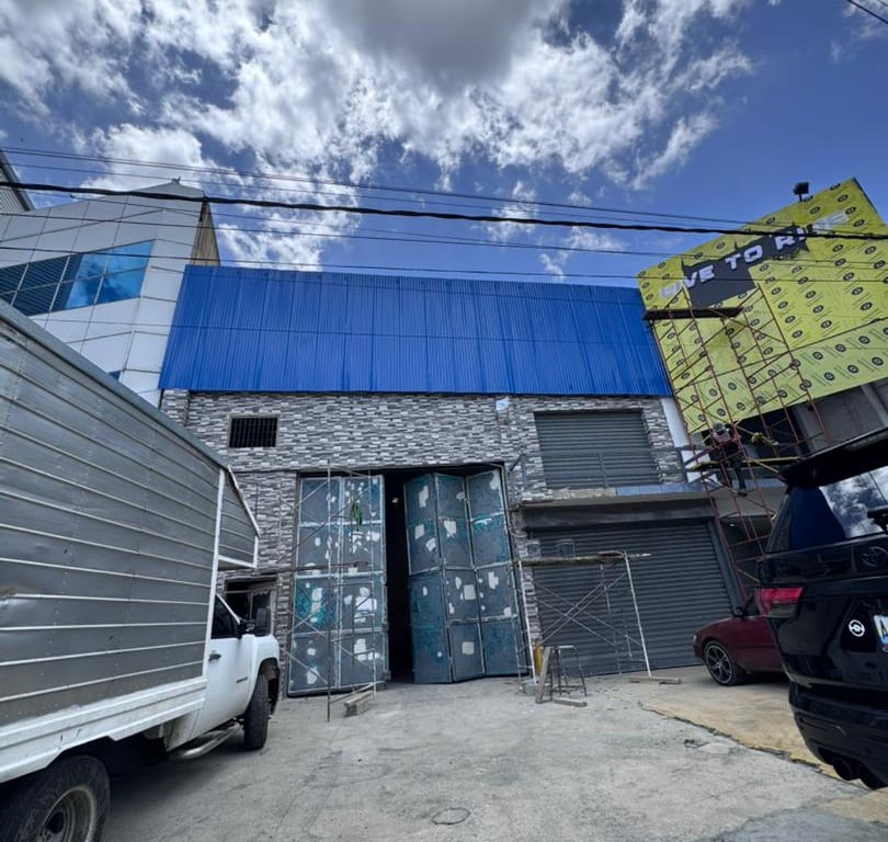 Galpón en venta de 1.000 m² en La Yaguara, Caracas