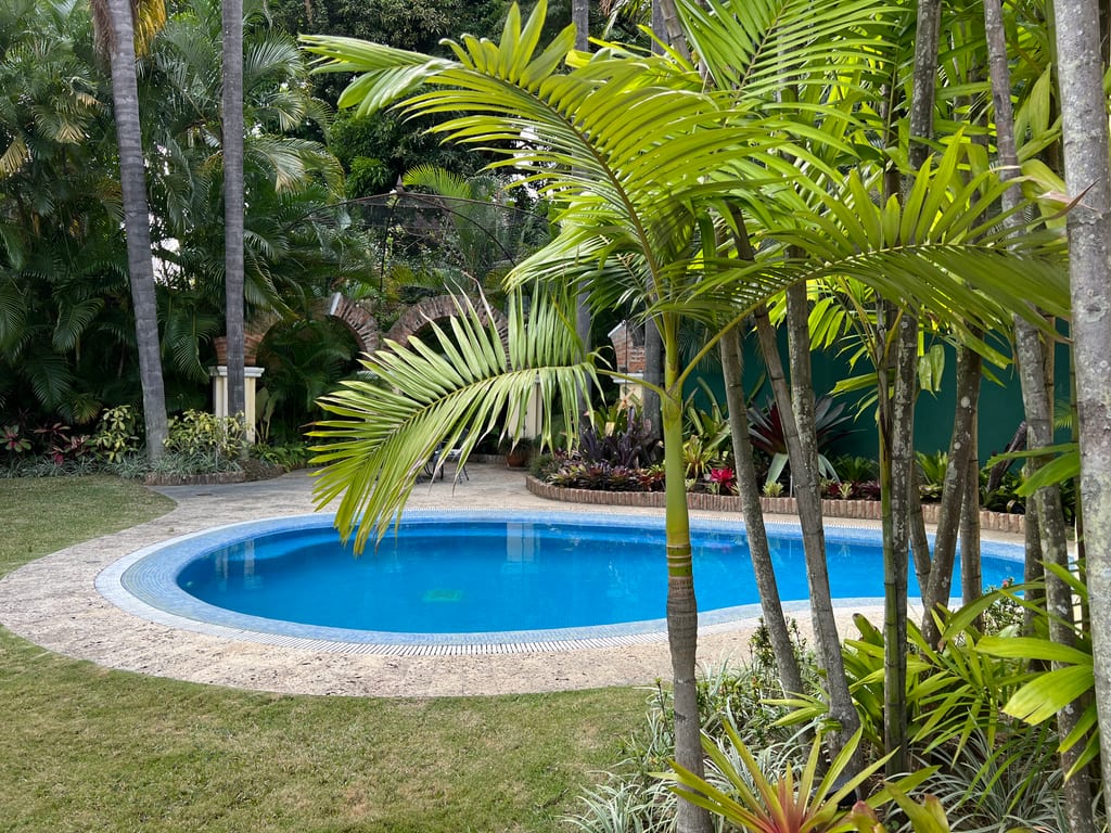 Casa en venta de 9 hab. y 1.000 m² en Los Chorros, Caracas