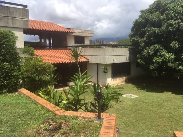 Apartamento en venta de 5 hab. y 600 m² en La Tahona, Caracas