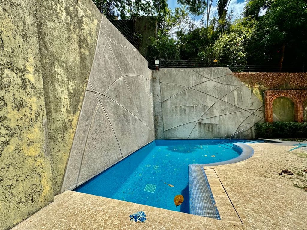 Apartamento en venta de 6 hab. y 420 m² en Altamira, Caracas