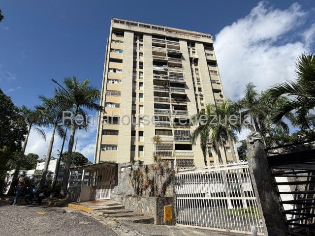 Apartamento en venta de 3 hab. y 110 m² en Santa Fe Sur, Caracas