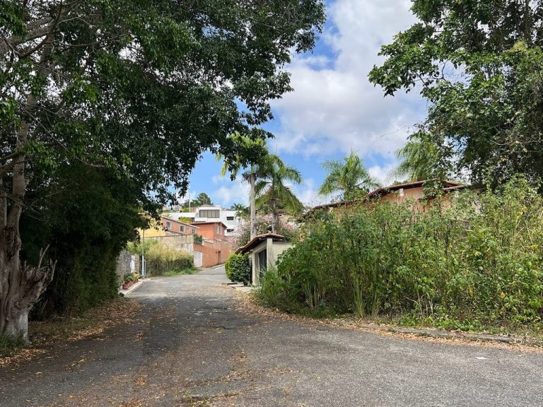 Terreno en venta de 787 m² en La Lagunita, Caracas