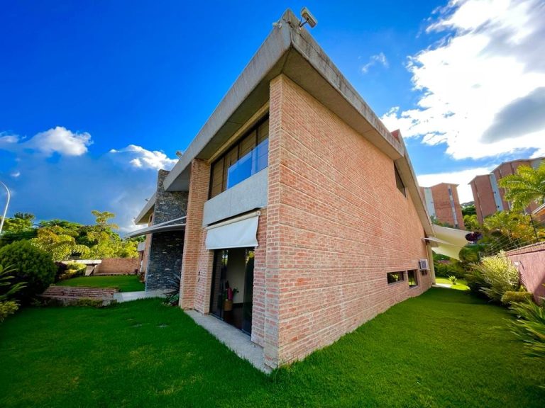 Casa en venta de 4 hab. y 820 m² en Loma Linda, Caracas