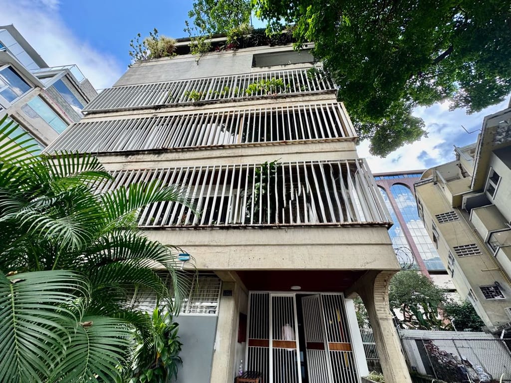 Edificio en venta de 1.650 m² en Las Mercedes, Caracas