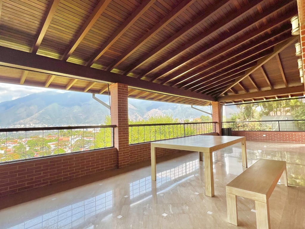 Casa en alquiler de 3 hab. y 650 m² en Caurimare, Caracas
