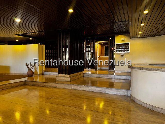 Apartamento en venta de 1 hab. y 64 m² en Colinas de Bello Monte, Caracas