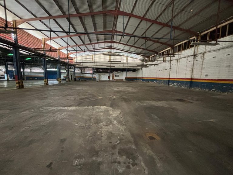 Galpón en alquiler de 3.600 m² en Guarenas, Guarenas