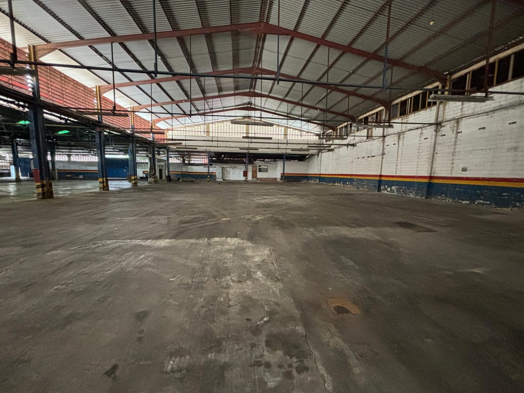 Galpón en alquiler de 3.600 m² en Guarenas, Guarenas