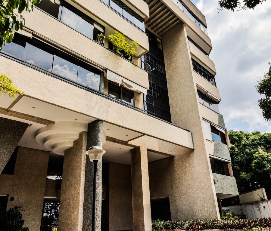 Apartamento en alquiler de 3 hab. y 223 m² en Los Chorros, Caracas