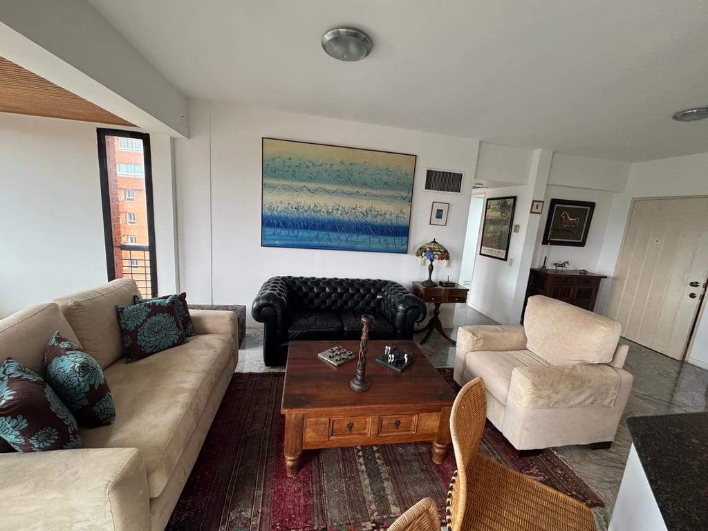 Apartamento en alquiler de 2 hab. y 78 m² en El Pedregal, Caracas