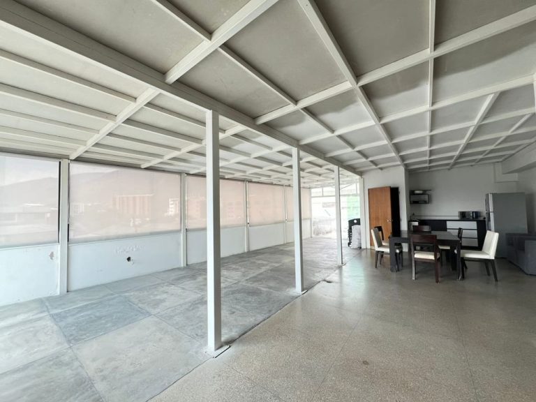 Edificio en venta de 1.938 m² en Boleíta Norte, Caracas
