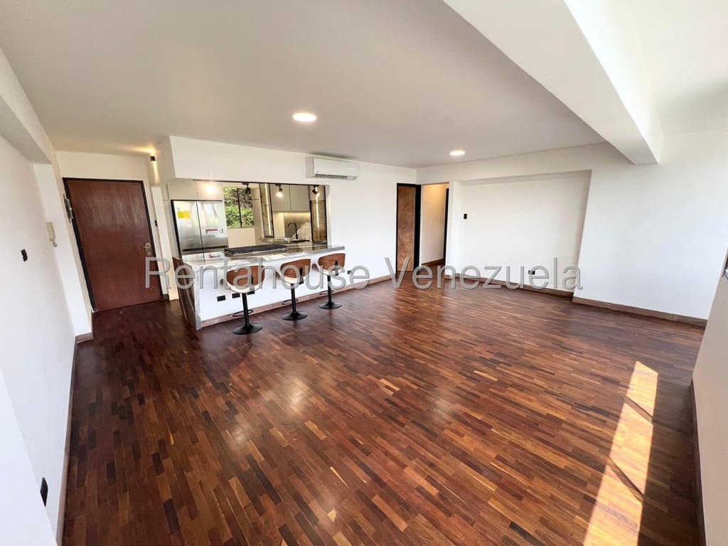 Apartamento en venta de 3 hab. y 102 m² en Chuao, Caracas