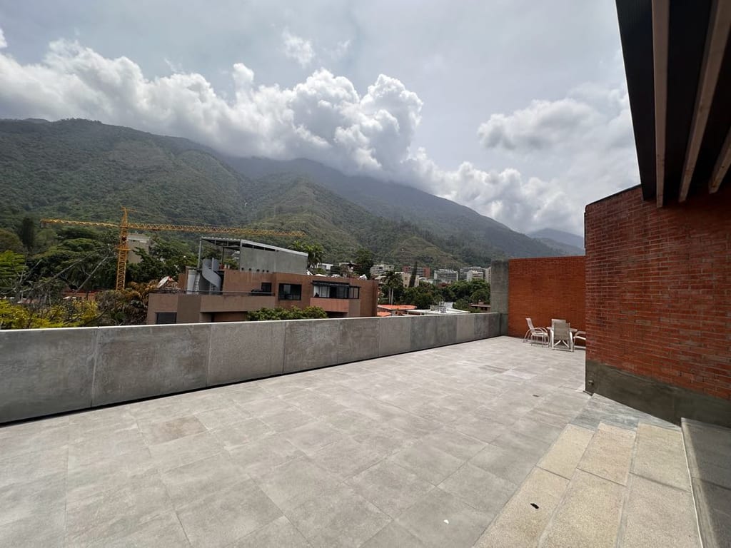 Apartamento en venta de 5 hab. y 1.000 m² en Altamira, Caracas