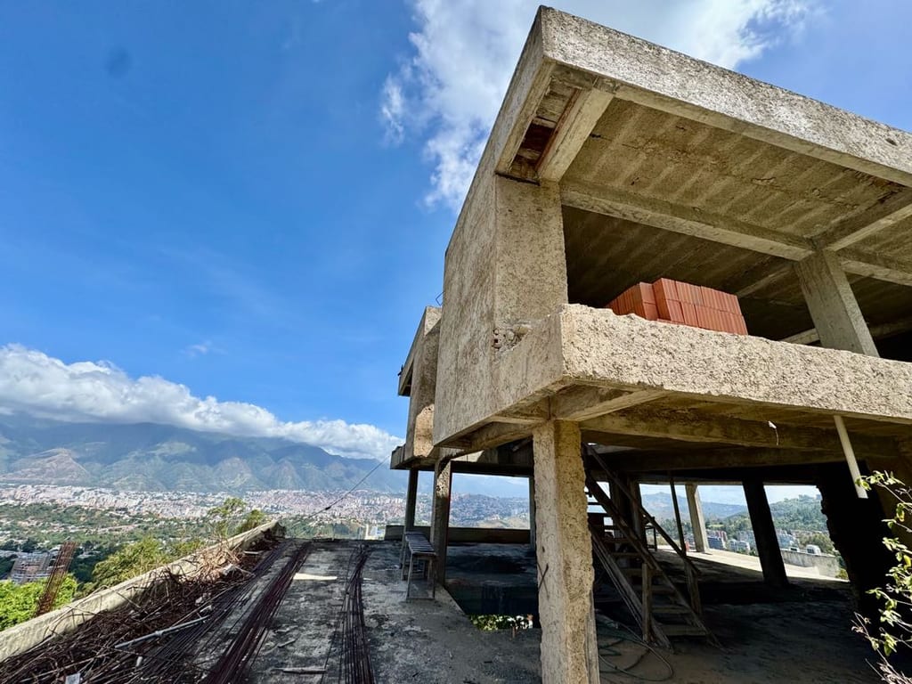 Casa en venta de 6 hab. y 720 m² en Los Naranjos (del Cafetal), Caracas