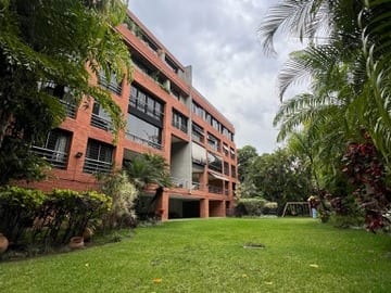 Apartamento en venta de 4 hab. y 400 m² en Altamira, Caracas