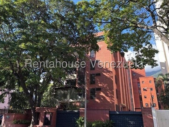 Apartamento en alquiler de 3 hab. y 165 m² en La Castellana, Caracas