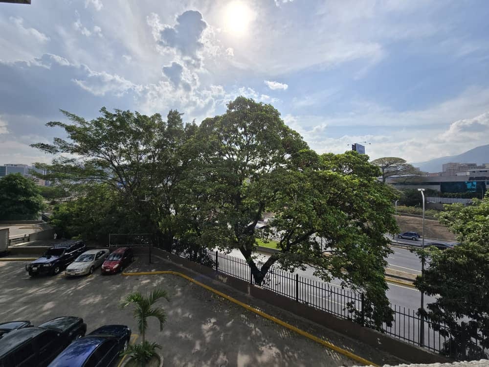 Oficina en alquiler de 25 m² en Chacao, Caracas