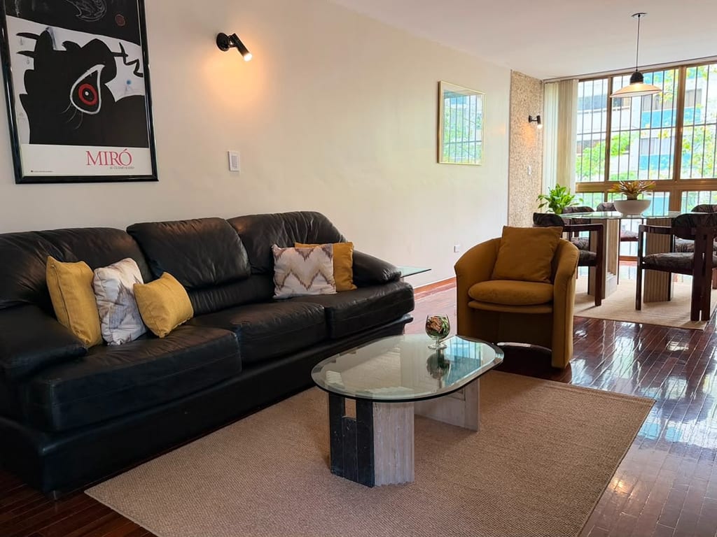 Apartamento en alquiler de 1 hab. y 65 m² en Chuao, Caracas