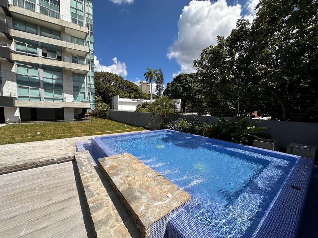 Apartamento en venta de 1 hab. y 80 m² en La Castellana, Caracas