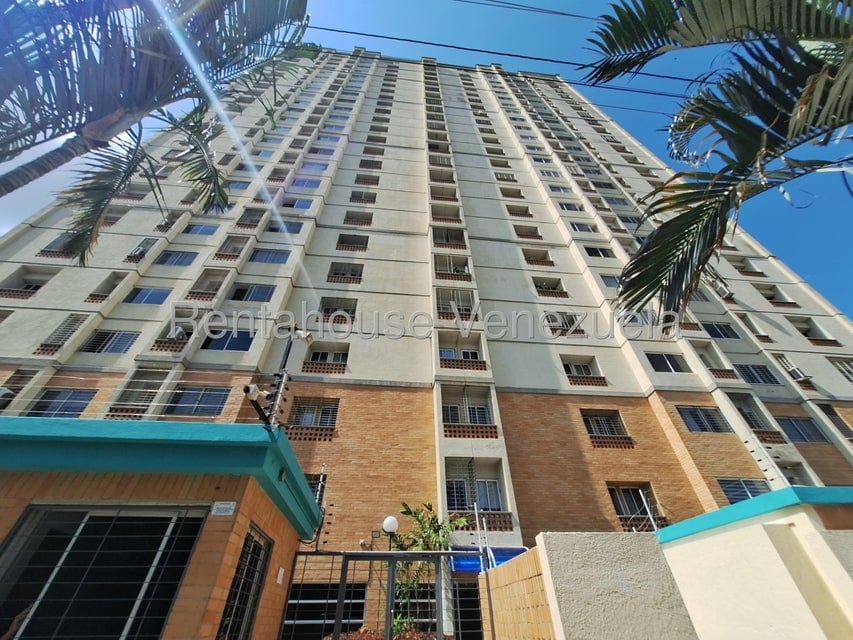 Apartamento en venta de 3 hab. y 87 m² en Naguanagua, Naguanagua