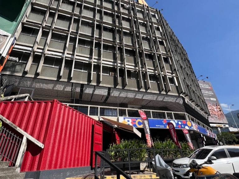 Oficina en venta de 80 m² en Los Ruices, Caracas