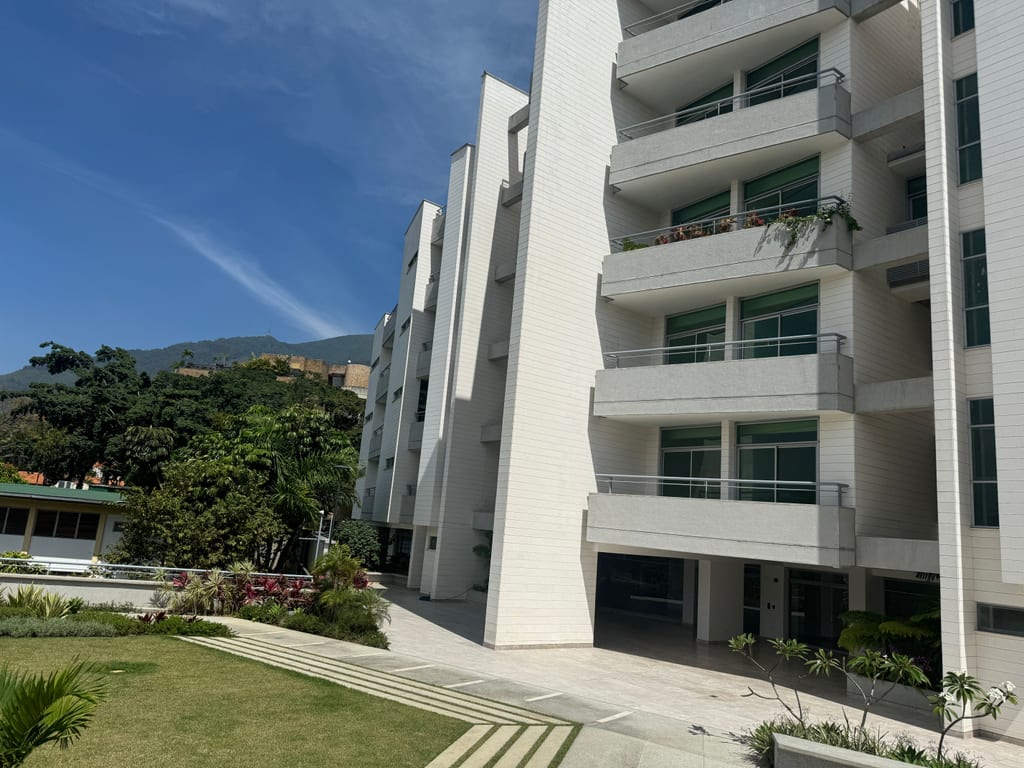 Apartamento en venta de 4 hab. y 226 m² en La Castellana, Caracas
