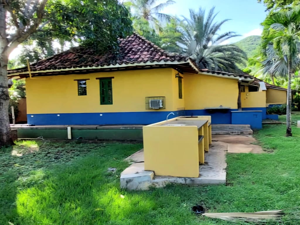 Casa en venta de 4 hab. y 300 m² en La Asunción, Margarita
