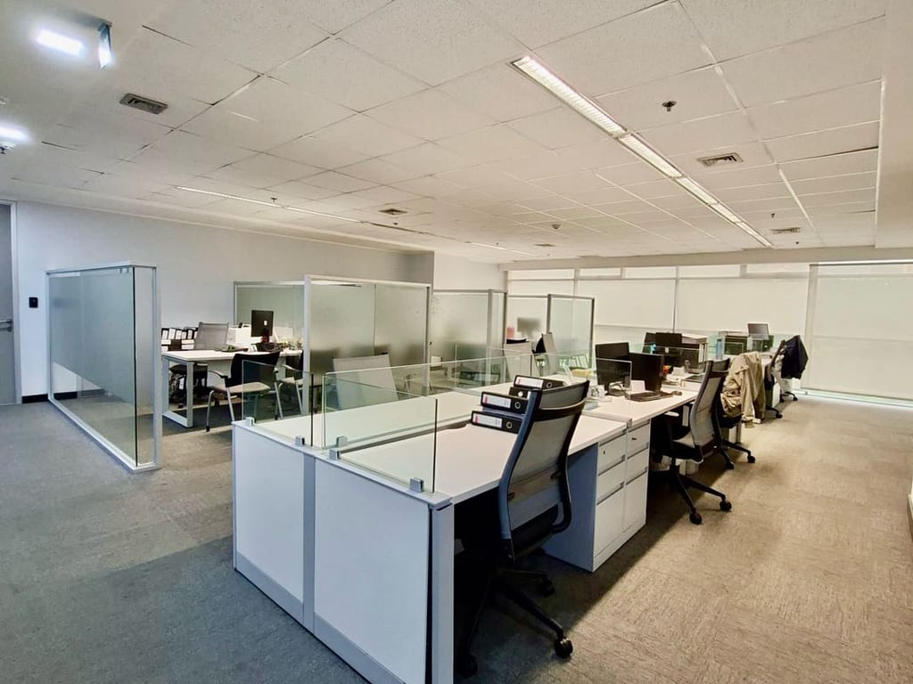 Oficina en venta de 868 m² en Macaracuay, Caracas