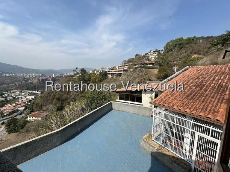 Casa de 5 habitaciones y 400 m² en Santa Paula, Caracas