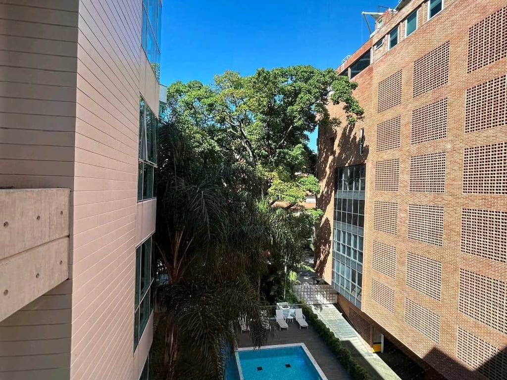 Apartamento en venta de 1 hab. y 67 m² en Campo Alegre, Caracas