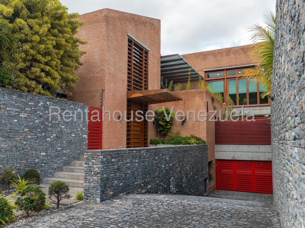 Casa en venta de 5 hab. y 2.320 m² en Los Chorros, Caracas